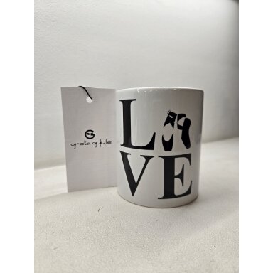Gretos Gylytės puodelis „Love"