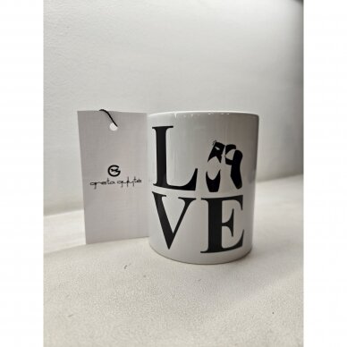 Gretos Gylytės puodelis „Love" Gretos Gylytės puodelis „Love"