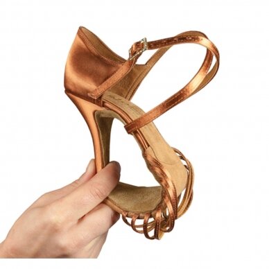 Pramoginių šokių bateliai International Dance Shoes „MIA" (kulno aukštis 7,8 cm) 1 Pramoginių šokių bateliai International Dance Shoes „MIA" (kulno aukštis 7,8 cm) 1