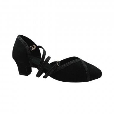 Šokių bateliai „Star Dance"(kulno aukštis 4.5 cm) Šokių bateliai „Star Dance"(kulno aukštis 4.5 cm)
